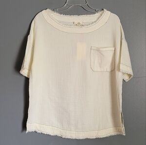 Entro 100% Cotton Gauze Short-Sleeve Cream Top. Size S